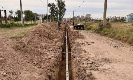 Avanza la obra de ampliación de la red cloacal en Adelia María