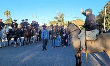 Alejandro Roca realizó una cabalgata en homenaje a Raúl “Coquito” Romero