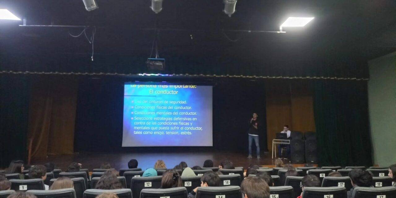 La Carlota: capacitaron a jóvenes en seguridad vial