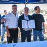 Un hito deportivo para Laboulaye: Llaryora inauguró una cancha de hockey olímpica