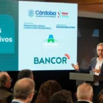 Llaryora lanzó una línea de créditos y se diferenció de Milei: “Ser industrial es ser patriota”
