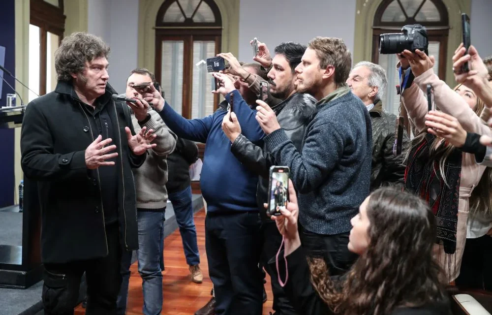 El Gobierno estudia una nueva Ley de Medios y se teme que avance en el «control de la prensa»