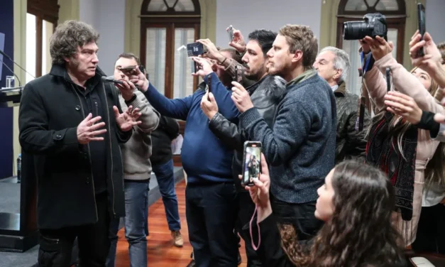 El Gobierno estudia una nueva Ley de Medios y se teme que avance en el «control de la prensa»