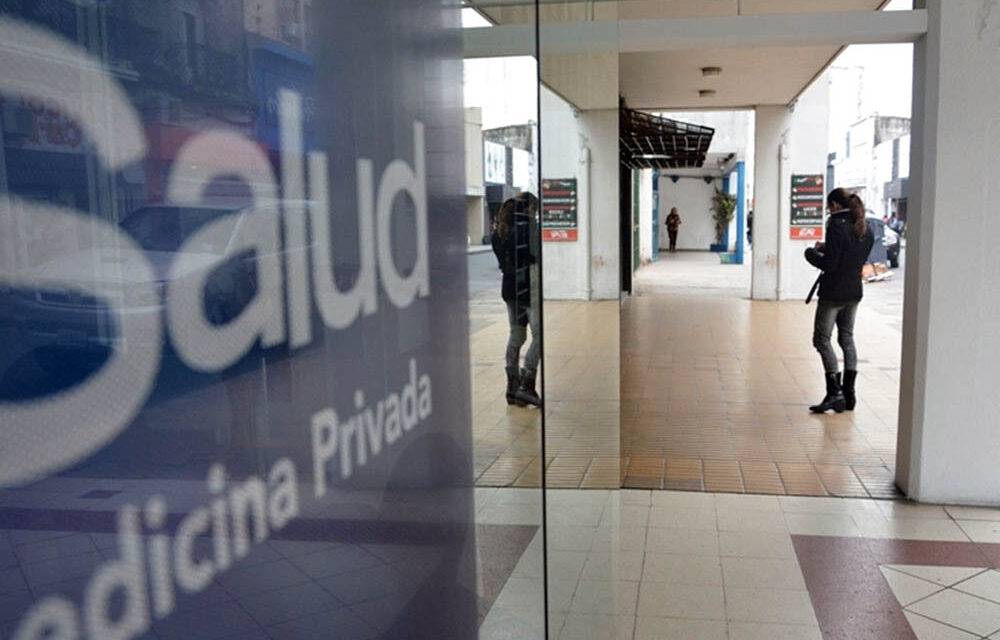 Desde que asumió Milei, las prepagas aumentaron un 417% y 742 mil personas perdieron su cobertura médica