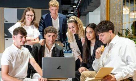 Startup argentina desarrolló una plataforma de IA para entrenar empleados en grandes empresas