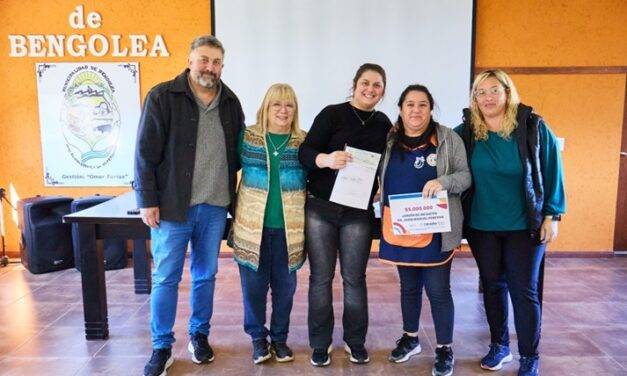 Bengolea: instituciones locales recibieron subsidios anunciados por la Provincia