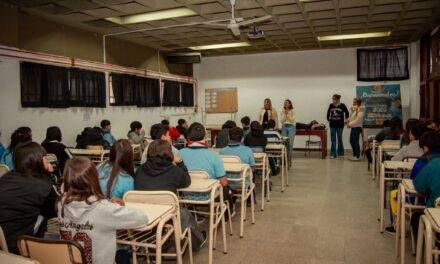 Río Tercero impulsa espacios de concientización sobre salud mental para estudiantes