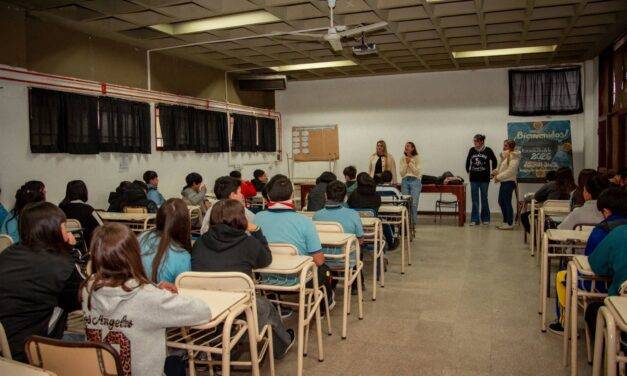 Río Tercero impulsa espacios de concientización sobre salud mental para estudiantes