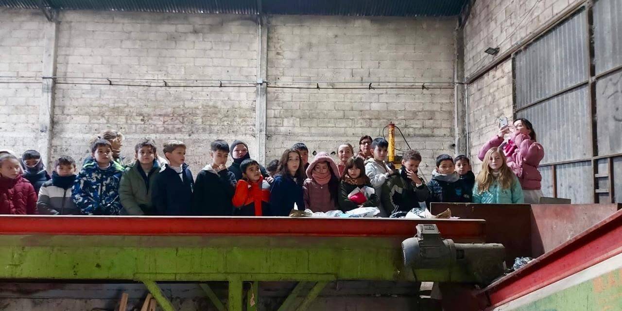 Estudiantes de Adelia María visitaron la Planta de Tratamiento de Residuos