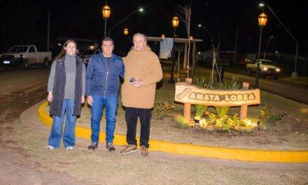 Arias inauguró una nueva plazoleta en barrio San Martín