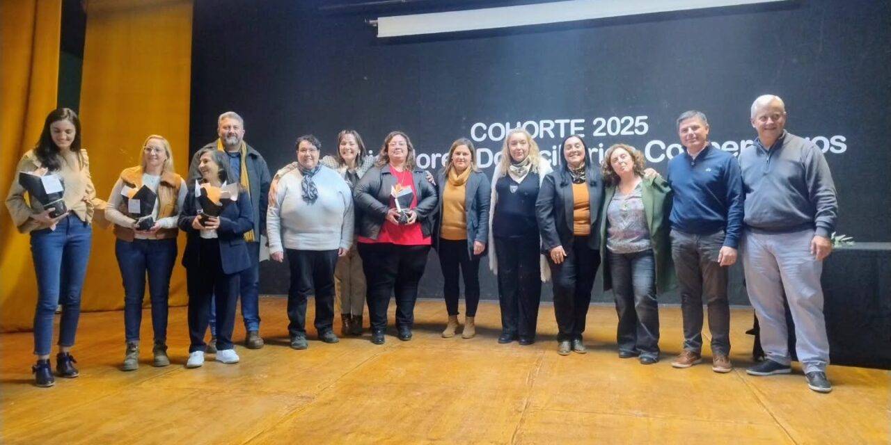 La Carlota entregó certificados a 55 nuevos cuidadores domiciliarios cooperativos