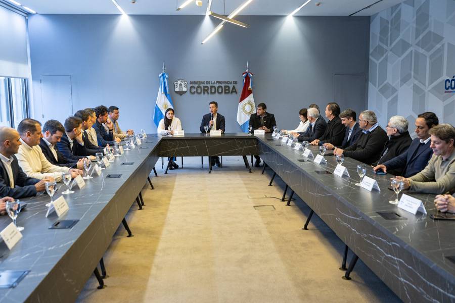 La Provincia otorgó más de $5.400 millones para obras de gas e infraestructura urbana en 19 localidades