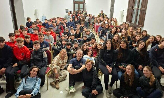 Levalle puso en marcha un programa para acompañar la formación integral de jóvenes deportistas