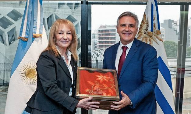 Llaryora recibió a la vicepresidenta de Uruguay, Carolina Cosse Garrido