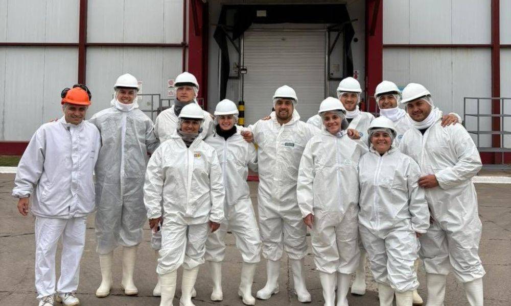 Estudiantes de Veterinaria realizaron una visita técnica a la planta frigorífica Logros S.A.