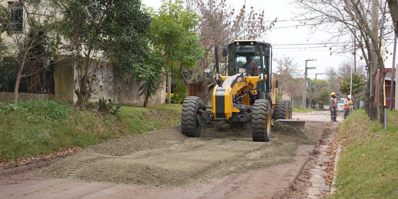BARRANCAS DEL RÍO VILLA MARÍA: COMENZARON LOS TRABAJOS PREVIOS PARA LA PAVIMENTACIÓN DE 19 CUADRAS
