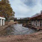 Nuevo puente en Santa Rosa de Calamuchita: ya se observan las columnas que sostendrán la estructura
