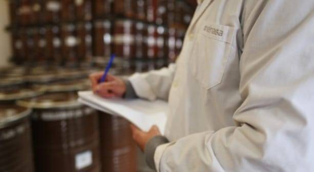 Argentina cuenta con los primeros barnices  autorizados en envases para  exportar miel a la UE