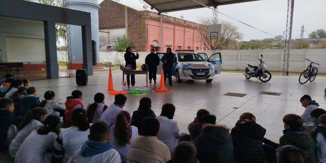 Primera Jornada de Seguridad Vial en Buchardo