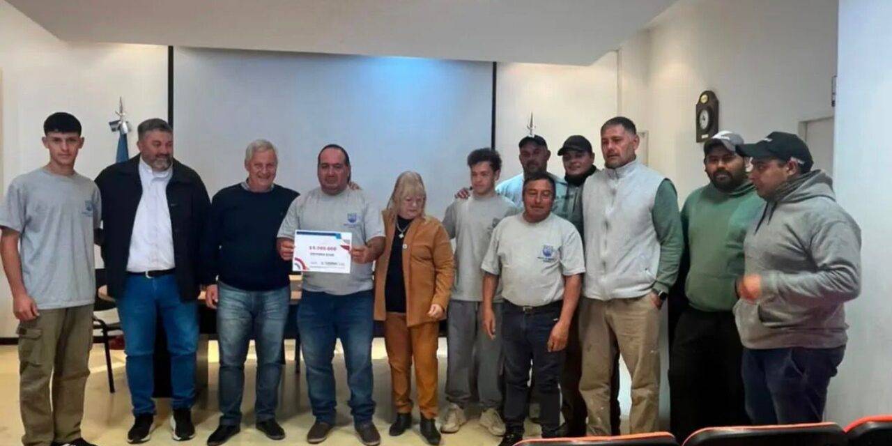Los Cisnes recibió aportes para fortalecer instituciones locales