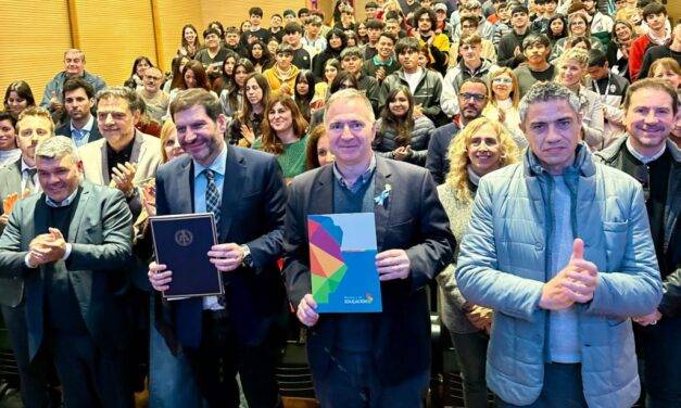 Más de 100 estudiantes de escuelas técnicas participaron de una jornada sobre prevención de la violencia digital