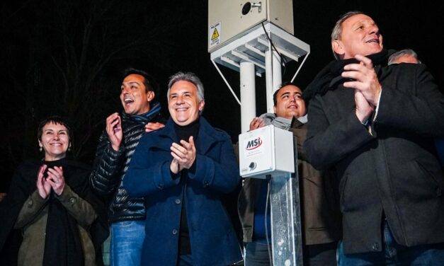 Llaryora inauguró la iluminación del primer tramo de la Circunvalación de Río Cuarto