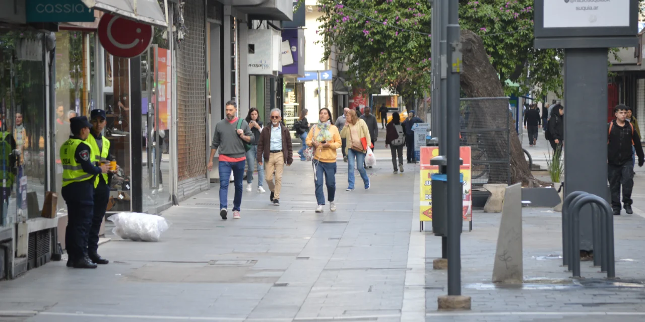 En picada: en mayo, las ventas de los comercios pyme cayeron un 7,4% interanual en la provincia