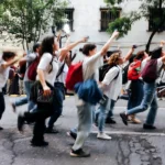 Después de tres años de reclamo, docentes y no docentes universitarios obtuvieron un aumento
