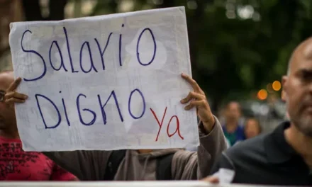El salario del sector privado registrado se encuentra un 3,5% por debajo de cuando asumió Milei