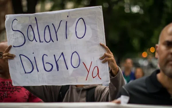 El salario del sector privado registrado se encuentra un 3,5% por debajo de cuando asumió Milei