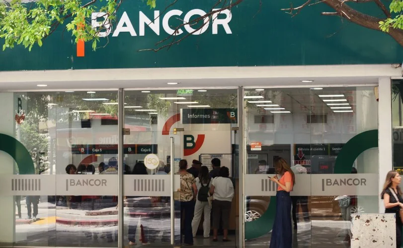 Deudas: impiden al Banco de Córdoba debitarle más del 20% de sus haberes a una empleada