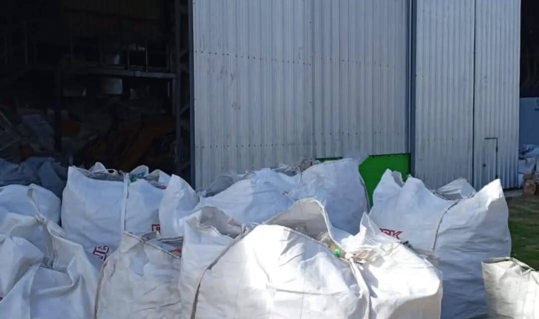 Los Cisnes realizó el primer envío de materiales reciclables al Parque EcoCircular La Carlota