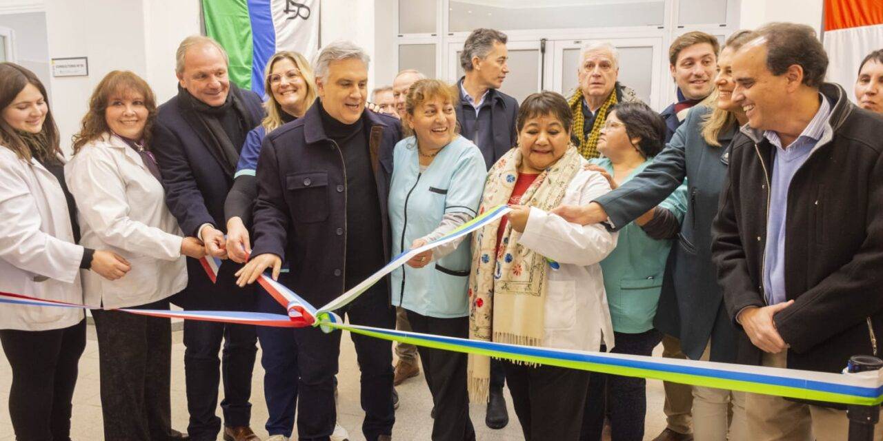 Con la presencia del gobernador, el intendente Guillermo de Rivas inauguró la ampliación del Centro de Salud Municipal