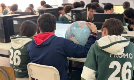 Estudiantes del Instituto Adelia María analizaron la relación entre el desarrollo de los países y el éxito en los Mundiales
