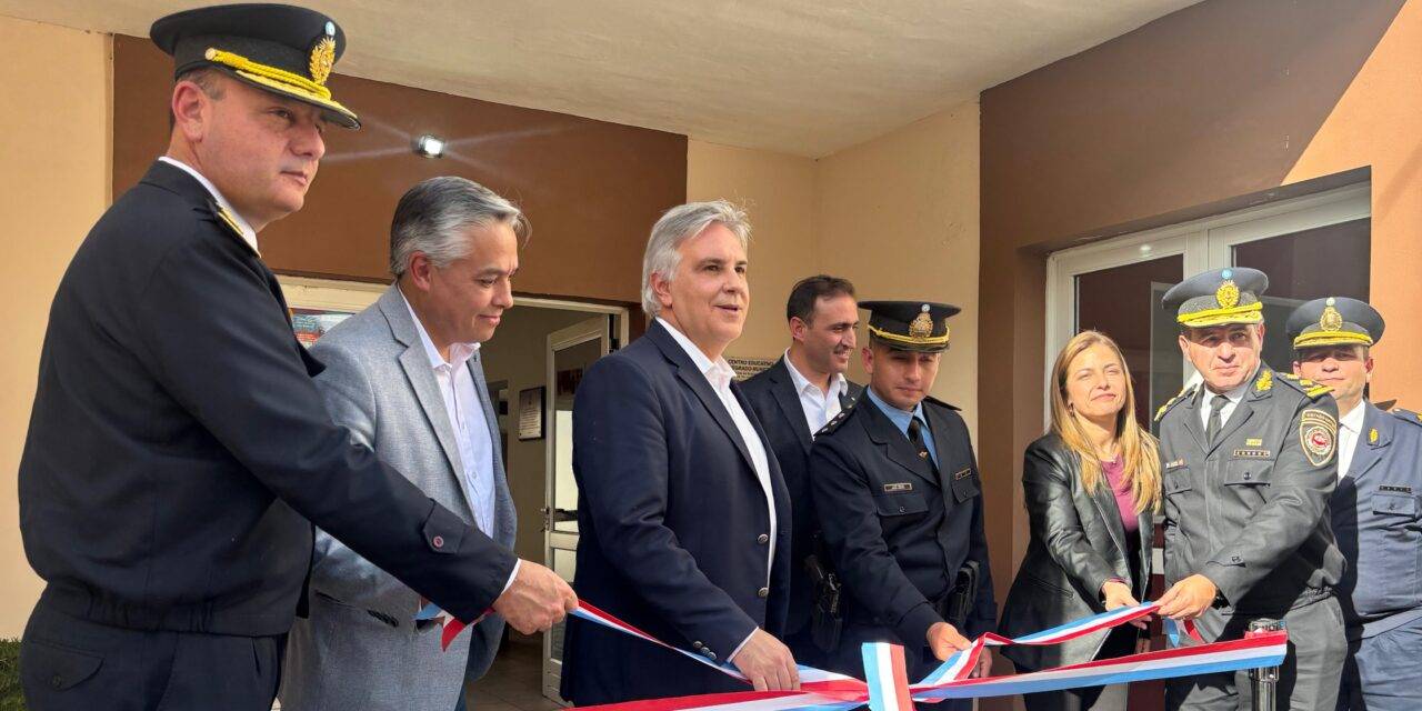Villa Huidobro: Llaryora inauguró el Anexo de Formación de la Escuela de Suboficiales de Policía General Manuel Belgrano