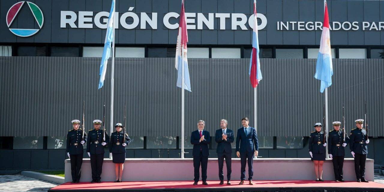 Llaryora, Pullaro y Frigerio inauguraron la Casa de la Región Centro