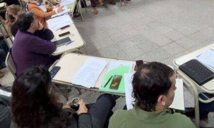 La Comisión de Educación sesionó en el IPEM Nº 27 René Favaloro