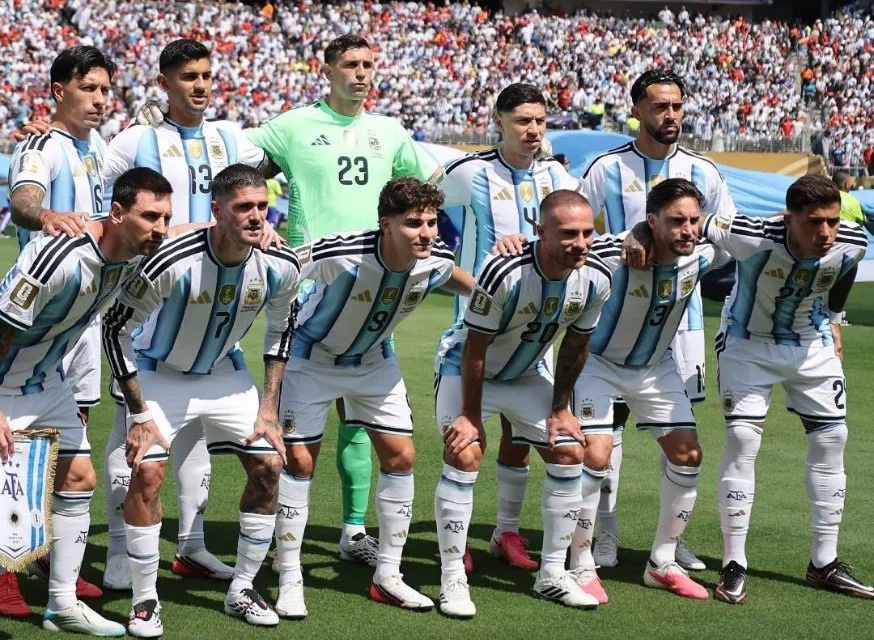 Milei declarará feriado nacional y la fecha deberán decidirla los jugadores y el Cuerpo Técnico