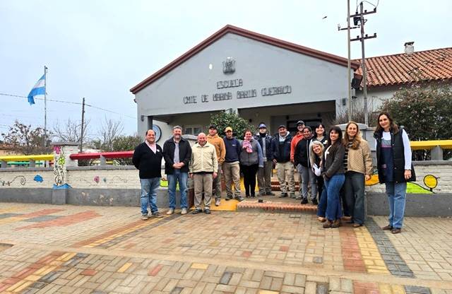 Ucacha inauguró la nueva vereda que conecta tres instituciones educativas