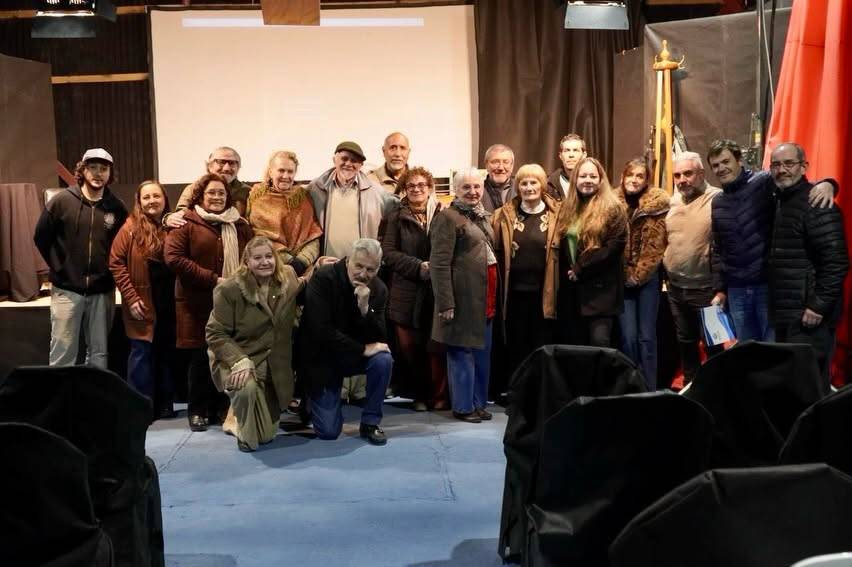 Del Campillo inauguró su nuevo SUM Municipal y homenajeó a Hedy Valfre