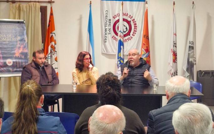 Coronel Moldes coordina acciones con instituciones para reforzar la seguridad y la prevención