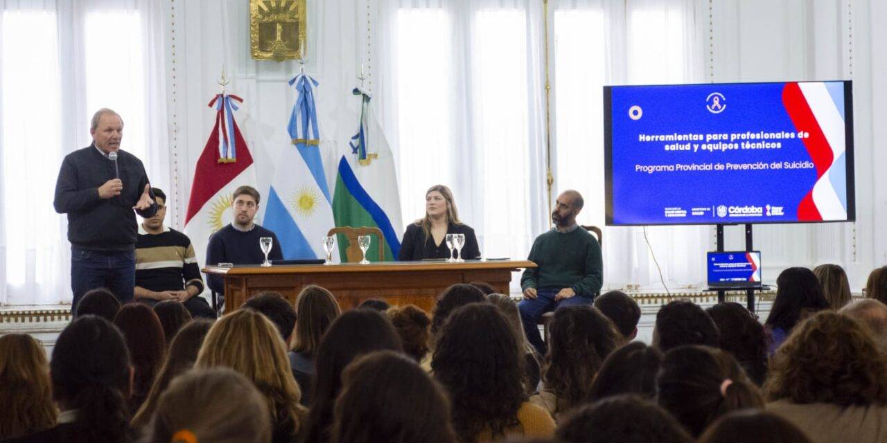 Prevención del suicidio: Se realizó una jornada de capacitación para equipos técnicos, docentes y auxiliares