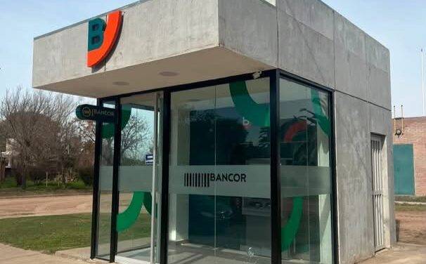 El cajero automático de Bancor volvió a funcionar en su nueva ubicación en Charras