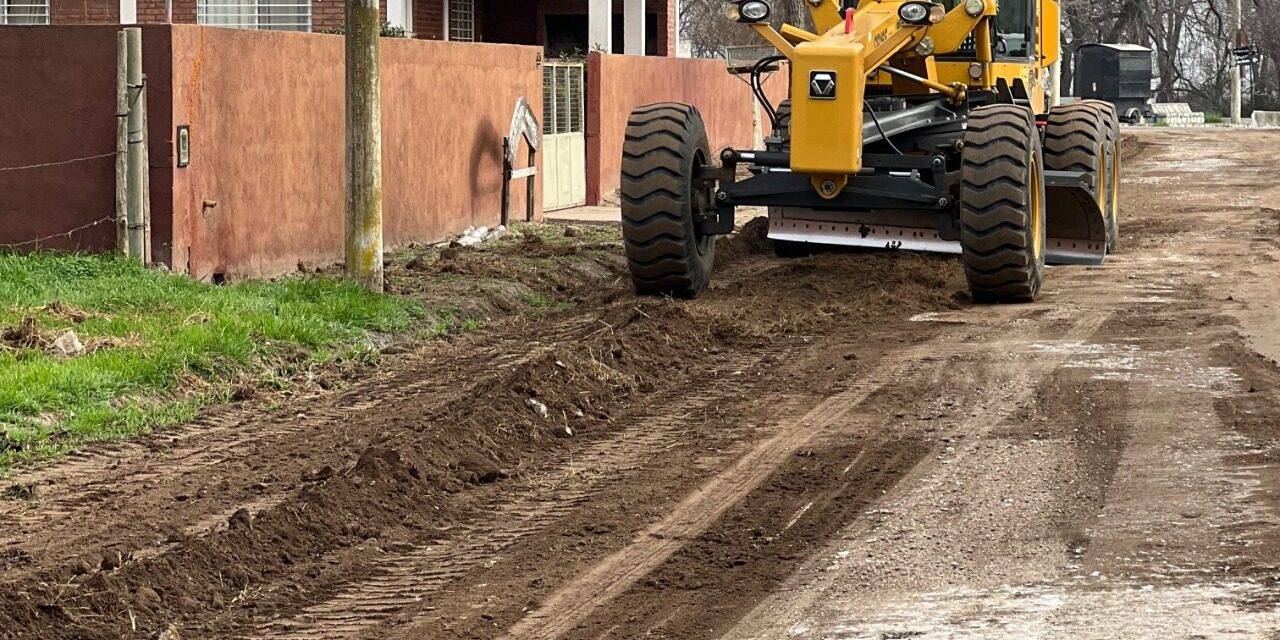 La Cruz inició la obra de cordón cuneta sobre calle Malvinas Argentinas