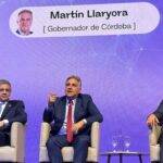 Llaryora disertó en el ciclo Democracia y Desarrollo