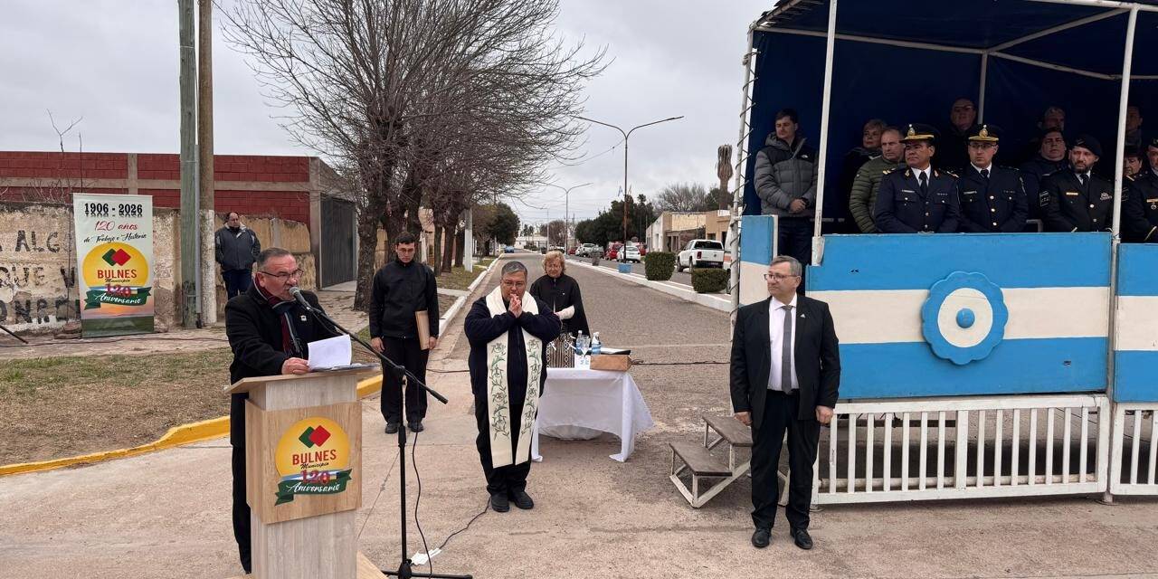 Bulnes celebra 120 años