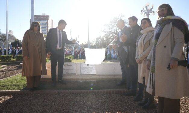 Se conmemoró el dia de la bandera de Villa María y el 111º Aniversario de la declaración como ciudad