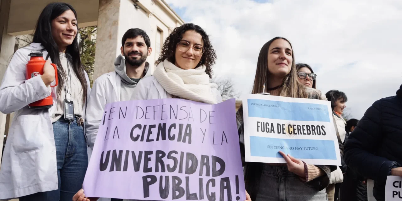 «Me pongo la camiseta»: una jornada federal se pronunciará en favor de la ciencia y la educación