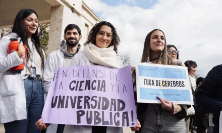 «Me pongo la camiseta»: una jornada federal se pronunciará en favor de la ciencia y la educación