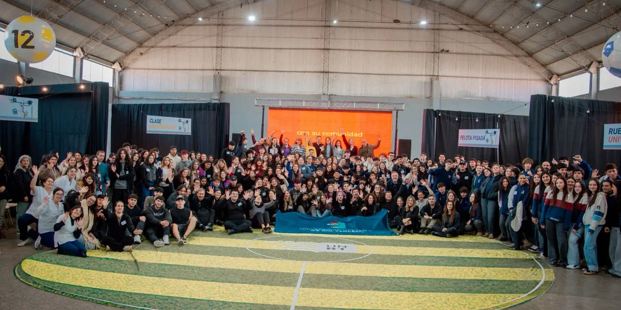 Río Tercero: cientos de estudiantes comenzaron a vivir la universidad en el primer día de UNIVERSITAR 2026